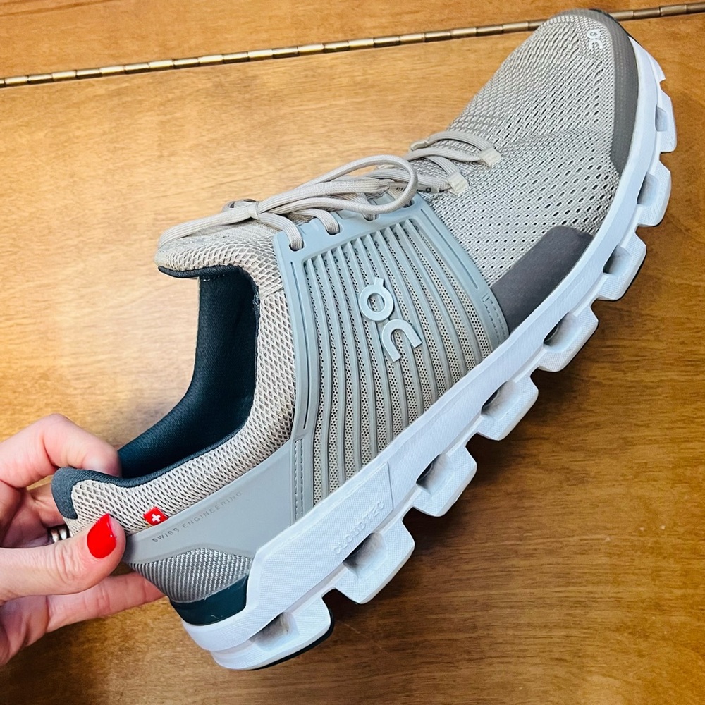 On Cloudswift running shoe